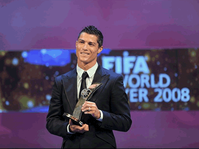 Cristiano Ronaldo pemain terbaik tahun untuk FIFA pada tahun 2008