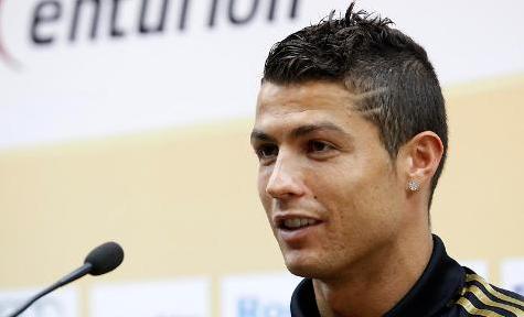 Cristiano Ronaldo latest and new haircut, hairstyle in Real Madrid 2011-2012