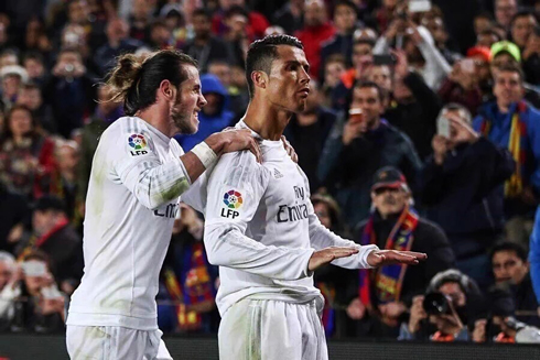 Cristiano Ronaldo calm down celebration at Camp Nou next to Gareth Bale, after beating Barcelona 1-2