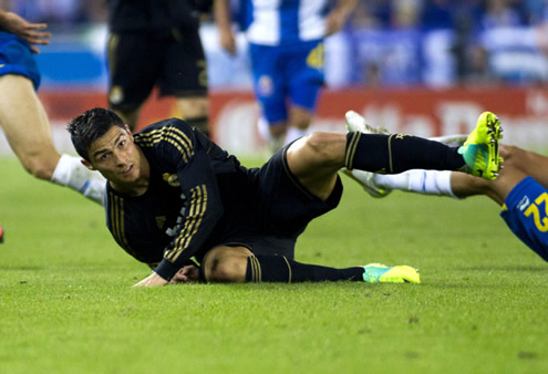 Cristiano Ronaldo falling over on the pitch against Espanyol in 2011-2012