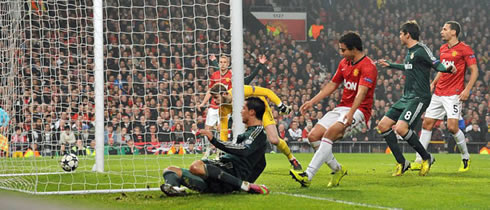 Cristiano Ronaldo winning goal at Old Trafford, in Manchester United 1-2 Real Madrid, for the UEFA Champions League 2013