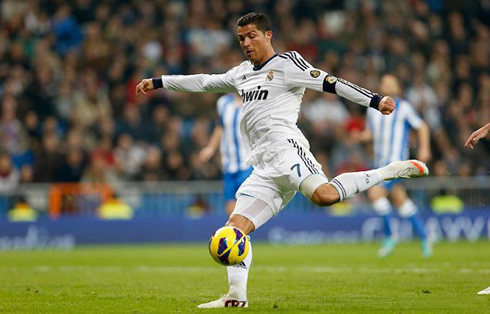 Cristiano Ronaldo wearing the new Nike CR Mercurial IX boots and cleats, on his first game in 2013