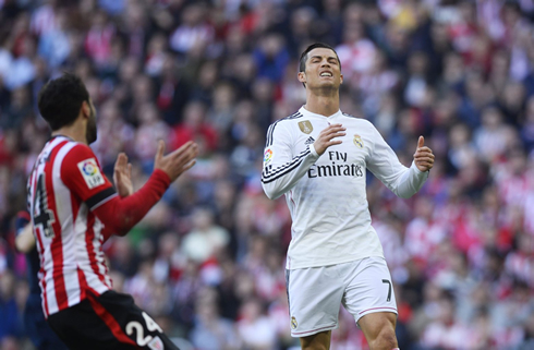 Cristiano Ronaldo regrets his action in a play of the Athletic Bilbao vs Real Madrid game