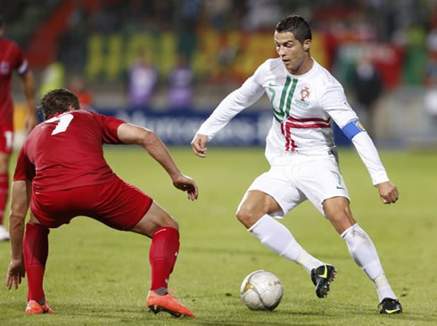 Cristiano Ronaldo dribbling trick and movement, in Luxembourg vs Portugal in 2012, for the 2014 FIFA World Cup qualifiers stage
