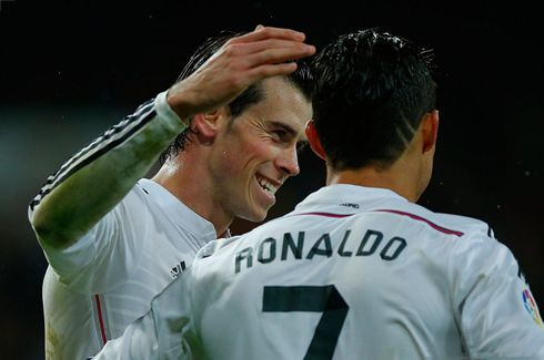 Gareth Bale congratulating Cristiano Ronaldo for his goal in La Liga