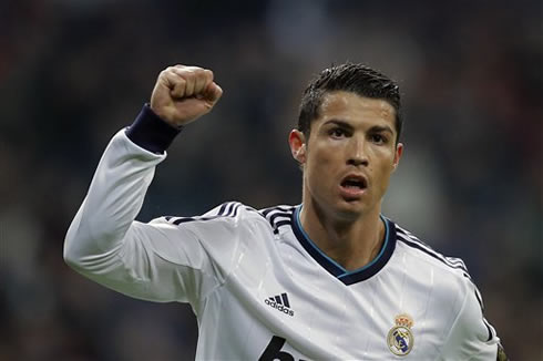 Cristiano Ronaldo raising his right hand after completing an hat-trick in Real Madrid vs Celta de Vigo, in 2013