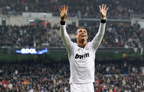 Cristiano Ronaldo fingers and claw celebration, after a goal scored in the Spanish Copa del Rey, in 2013
