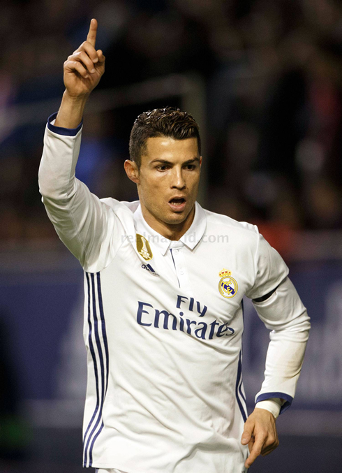 Cristiano Ronaldo points up as he celebrates his goal for Real Madrid in 2017