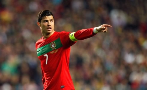 Cristiano Ronaldo giving indications on the field to his Portuguese teammates