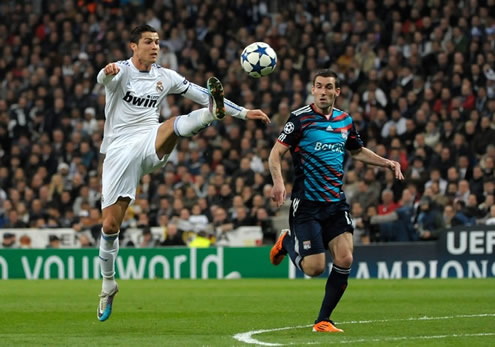 Cristiano Ronaldo flexibility skills