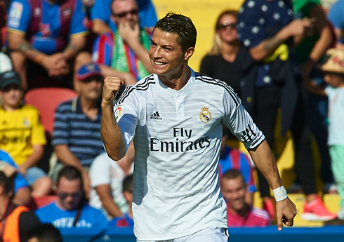 Cristiano Ronaldo smiling after scoring the opener in Levante vs Real Madrid