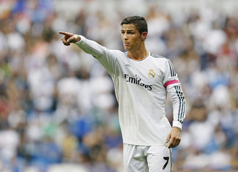Cristiano Ronaldo looking sharp as he points to someone in Real Madrid 2013-2014