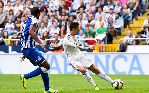 Cristiano Ronaldo left-foot shot, in Deportivo 2-8 Real Madrid, for La Liga 2014-2015