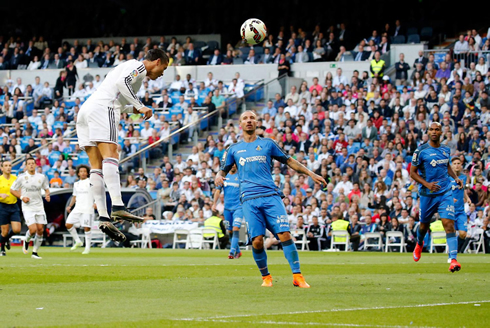Cristiano Ronaldo header goal in Real Madrid 7-3 Getafe