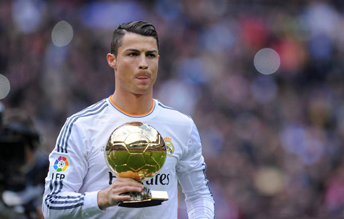 Cristiano Ronaldo presenting the FIFA Ballon d'Or to the Santiago Bernabéu fans