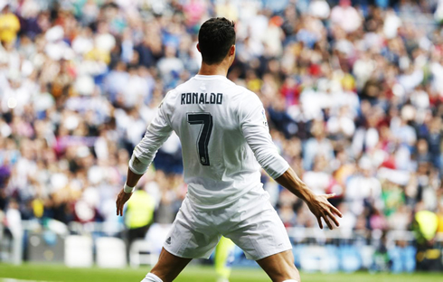 Cristiano Ronaldo trademark celebration at the Bernabéu