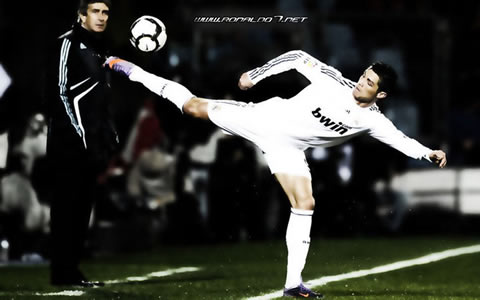 Cristiano Ronaldo wallpaper (1024x640): The most flexible athlete in the World. Cristiano Ronaldo reaches the ball with Pellegrini in the background