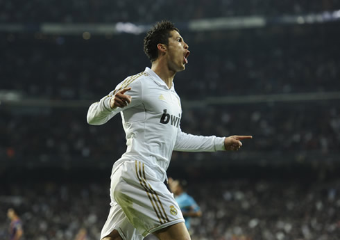 running and celebrating a goal in Real Madrid vs Barcelona 20112012