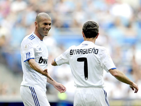 Real Madrid players, Zinedine Zidane and Emilio Butrageño