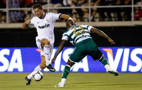 Cristiano Ronaldo new dribbling trick, in Real Madrid pre-season game in 2012-2013