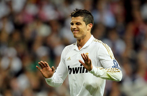 Ronaldo Ugly on Cristiano Ronaldo 557 Making An Ugly Face In Real Madrid Jpg