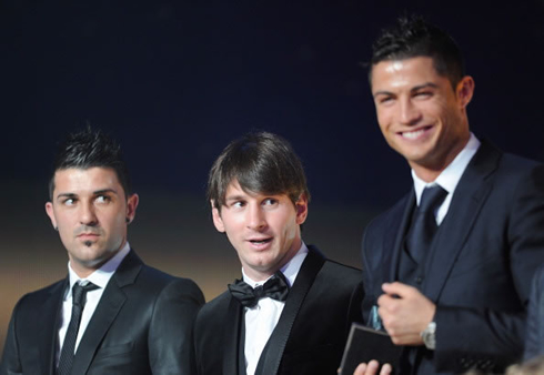 David Villa and Lionel Messi looking to Ronaldo surprised and scared, in 2012-2013