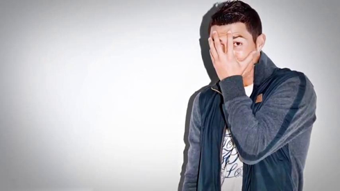 Cristiano Ronaldo embarassed and ashamed, hiding his own face for a Nike advert in 2012-2013