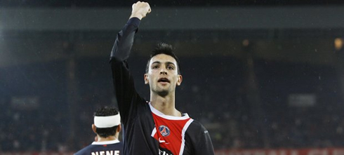 Javier Pastore raising his right fist, as he celebrates PSG goal in the Parc des Princes, in 2012-2013