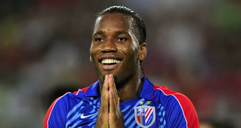 Didier Drogba praying in China, in a Shanghai Shenhua game in 2012-2013