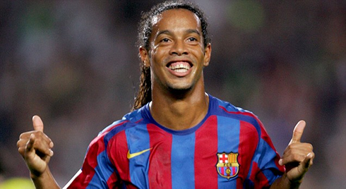 Ronaldinho hang loose trademark celebration, from Joga Bonito campaign    brazil football best player