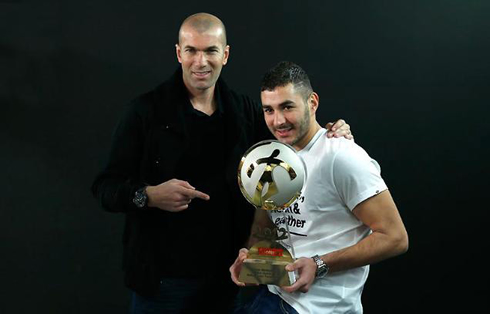 Karim Benzema with Zinedine Zidane, receiving the French Footballer of the Year award, in 2012