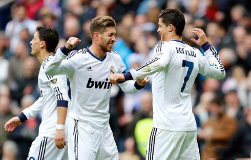 Cristiano Ronaldo and Sergio Ramos new and original way of celebrating goals, in Real Madrid 2013