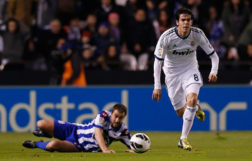 Ricardo Kaká playing for Real Madrid against Deportivo de la Coruña, in La Liga 2013