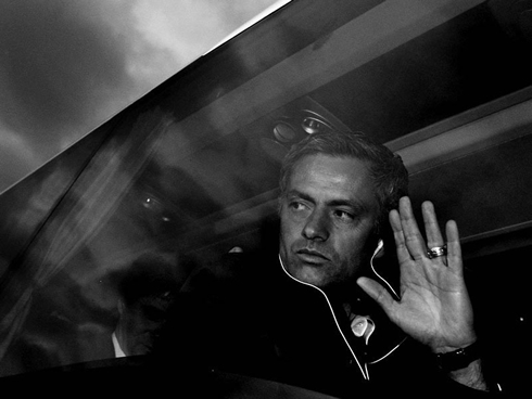 José Mourinho waving goodbye and leaving Real Madrid in 2013