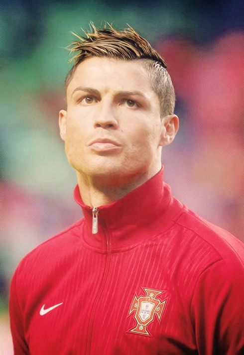 Cristiano Ronaldo new hairstyle in Portugal vs Russia, for the FIFA World Cup 2014 qualifiers