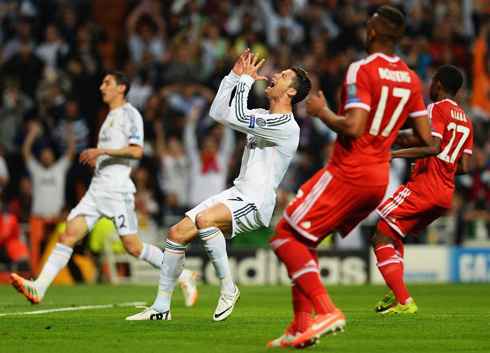 Cristiano Ronaldo blamant miss reaction, in Real Madrid vs Bayern Munchen