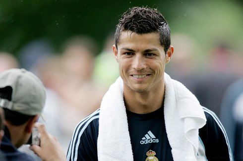 Cristiano Ronaldo with a towel around his neck