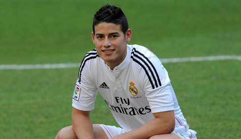 James Rodríguez photo in Real Madrid presentation day