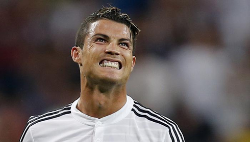 Cristiano Ronaldo showing-his-teeth