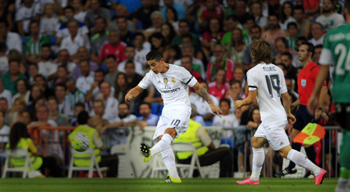 James Rodríguez free-kick goal in Real Madrid vs Betis