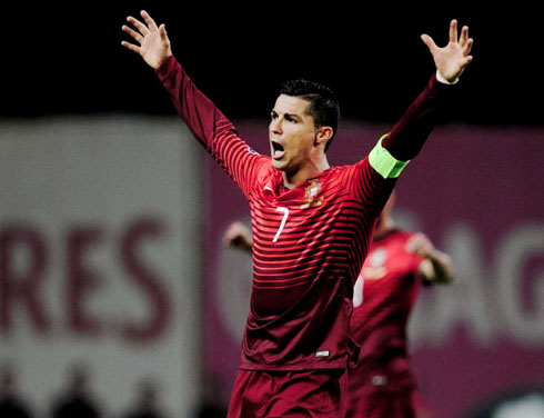 Cristiano Ronaldo celebrating Portugal win and qualification to the EURO 2016