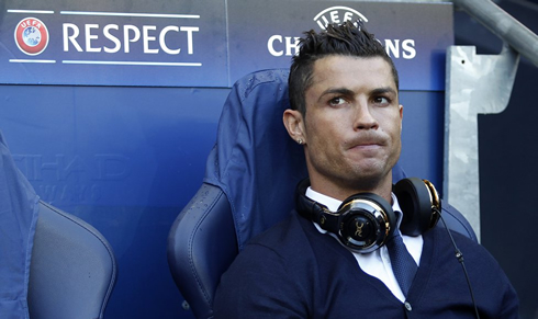 Cristiano Ronaldo on the bench in the Champions League semifinals in 2016