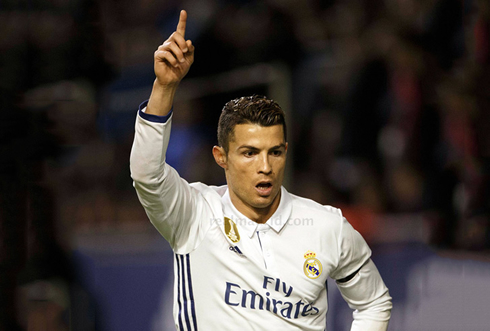 Cristiano Ronaldo scores and points up
