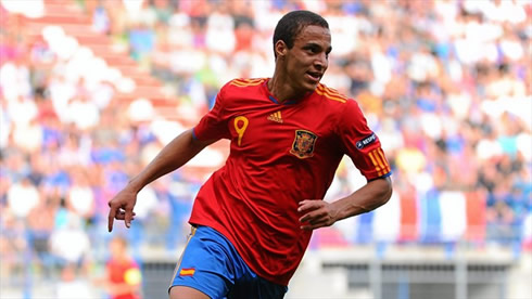 Rodrigo playing for the Spanish National Team U-21