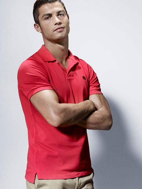 Cristiano Ronaldo in a fashion pink t-shirt from Nike