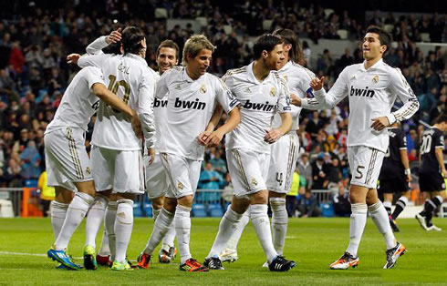 Real Madrid Ozil, Xabi Alonso, Nuri Sahin and their teammates celebrating one of the 6-2 goals against Dinamo Zagreb, in the UEFA Champions League 2011-2012