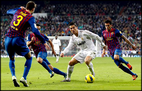 Cristiano Ronaldo Goal on Cristiano Ronaldo Attempting To Dribble Gerard Piqu    Xavi And Daniel