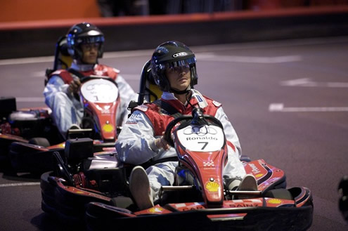 Cristiano Ronaldo on a karting car, preparing to a race in Carlos Sainz event