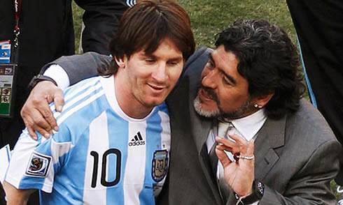 Diego Maradona talking with Lionel Messi in the Argentinian National Team
