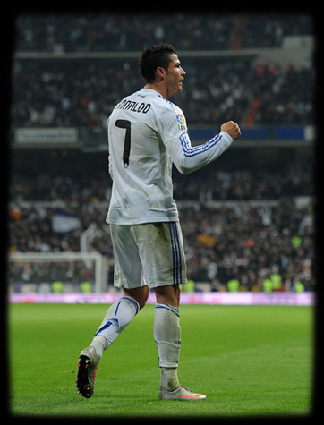 cristiano ronaldo real madrid 7 2011. Cristiano Ronaldo put Real